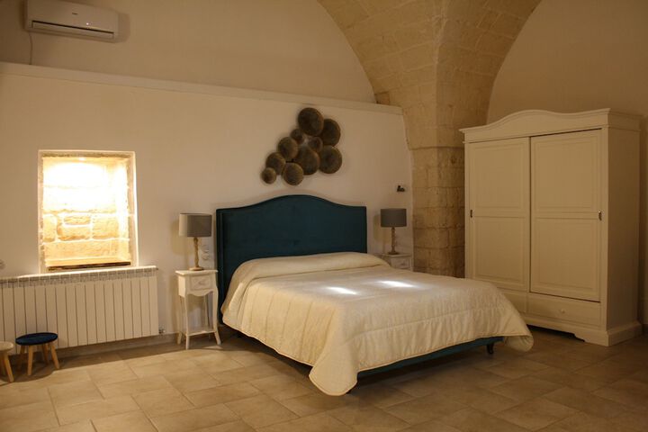 Room 14 of 42