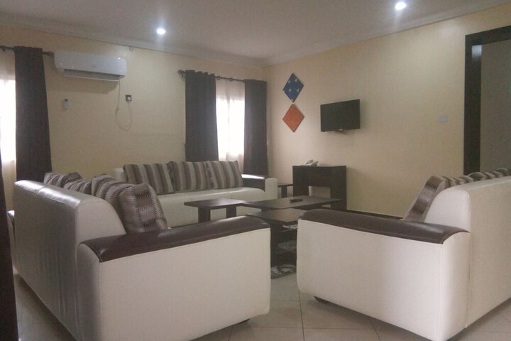 Room 26 of 38