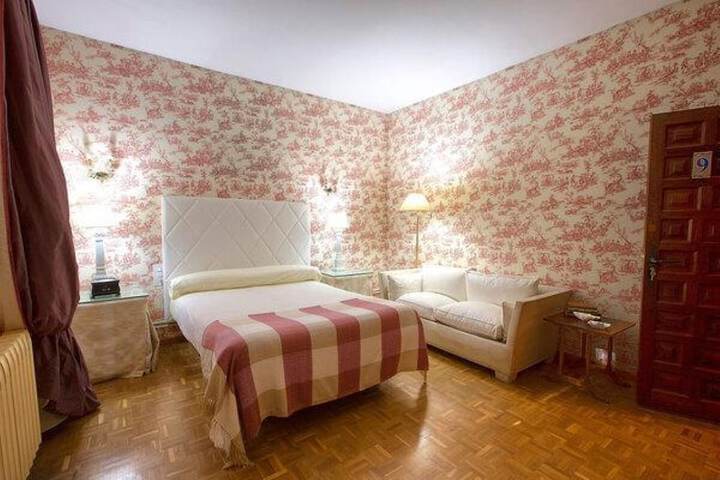 Room 30 of 90