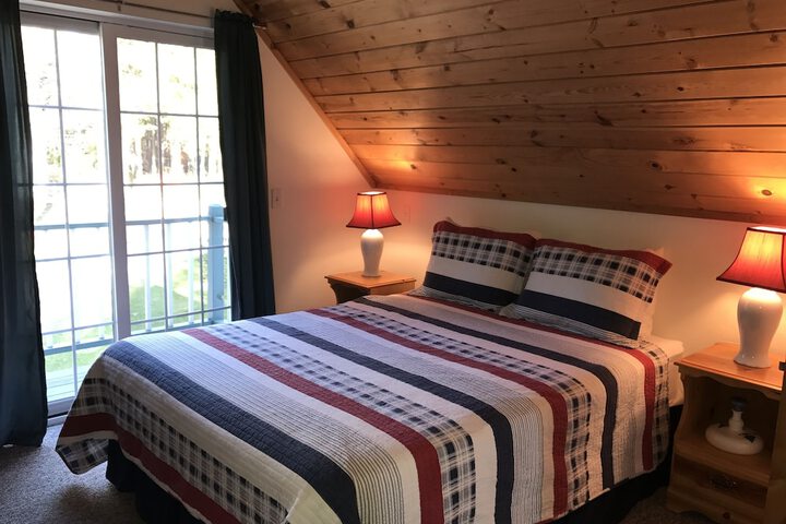Room 48 of 146
