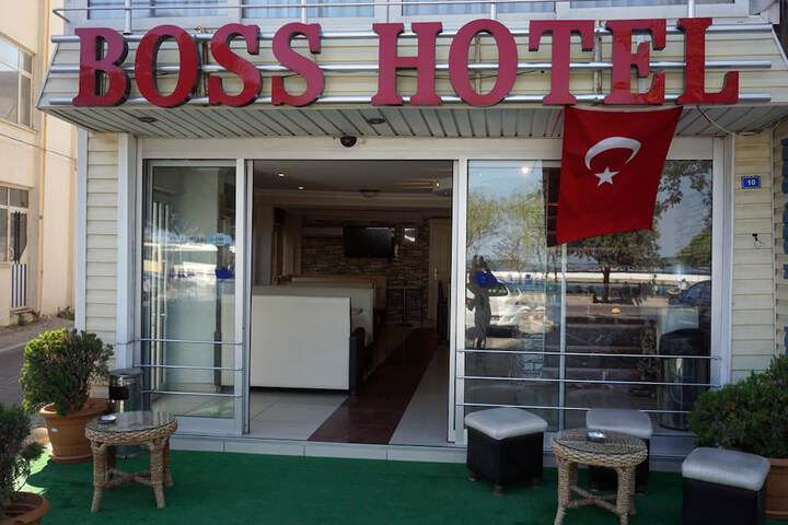 Hotel 65 of 66