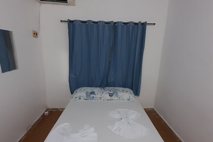 Room 9 of 31