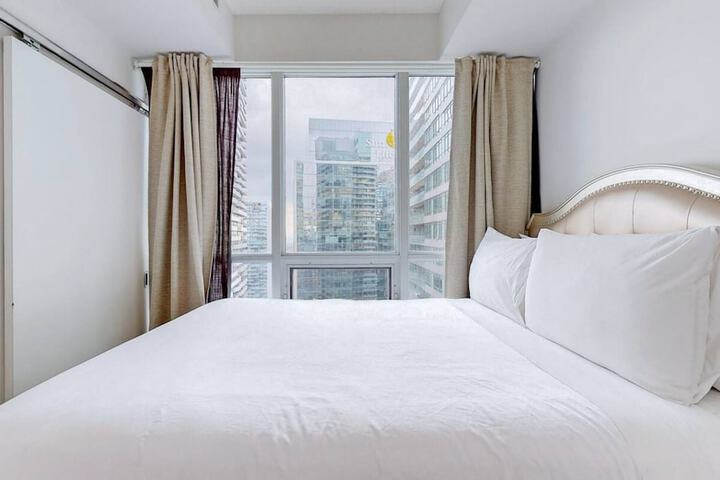 Room 145 of 185