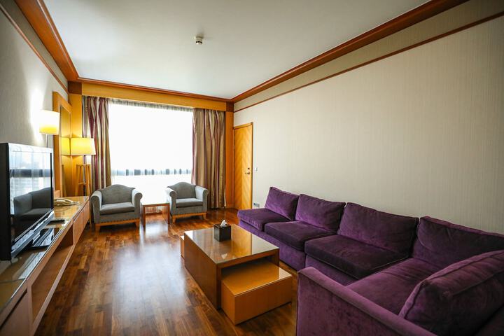 Room 15 of 135