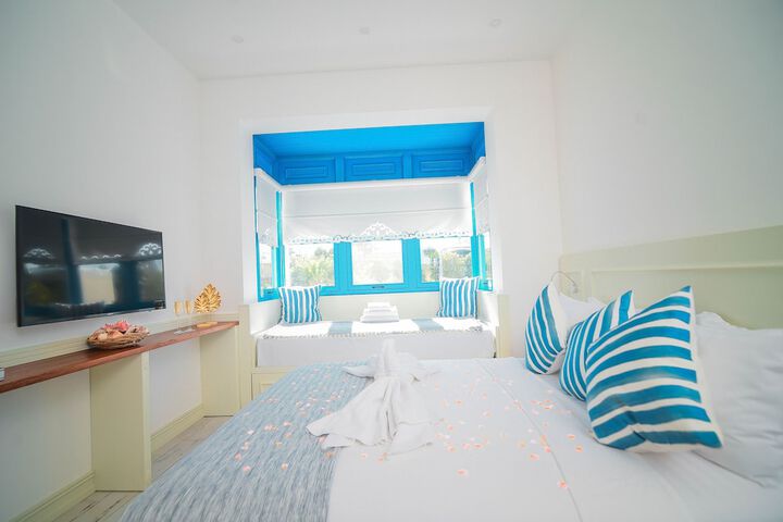 Room 9 of 52