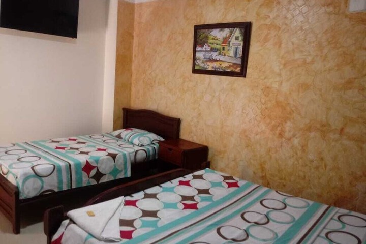 Room 12 of 22