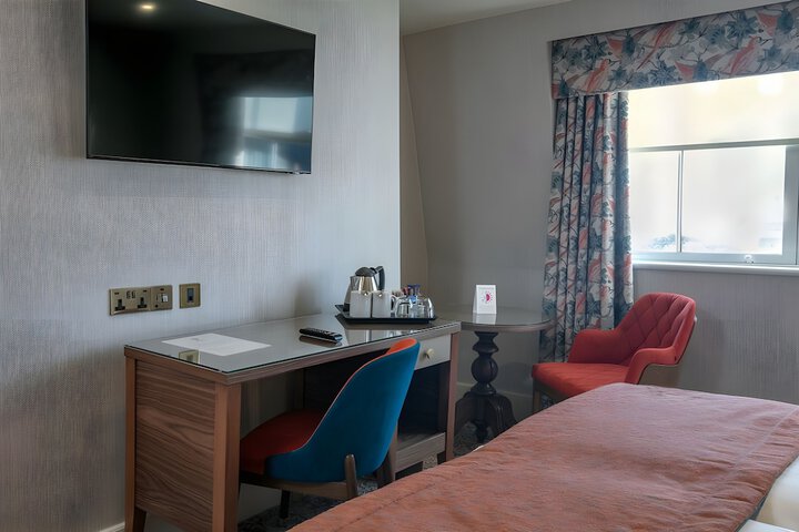 Room 17 of 192