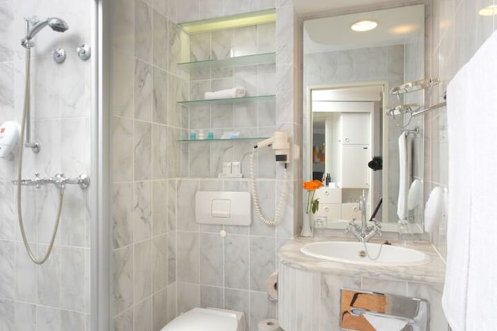 Bathroom Vanities