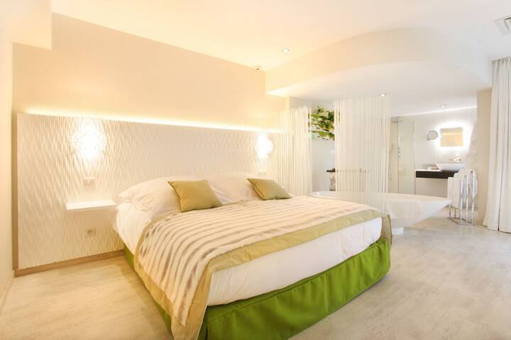 Room 6 of 41