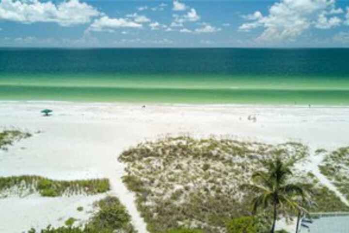 Beach 7 of 37