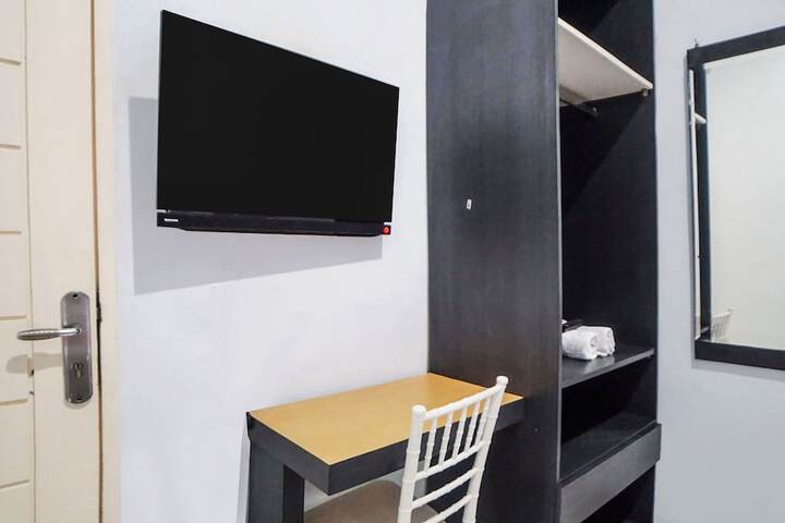 Room 9 of 23