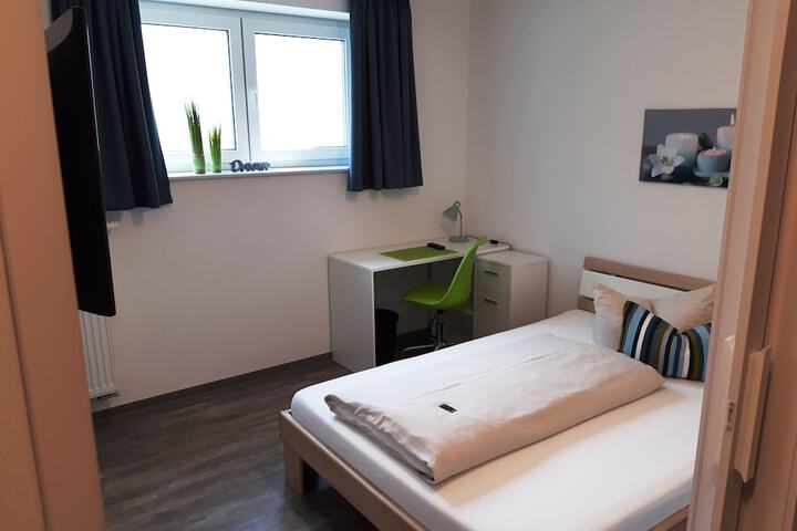 Room 7 of 29