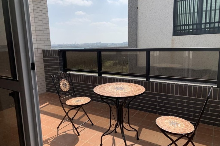 Terrace/Patio 2 of 16