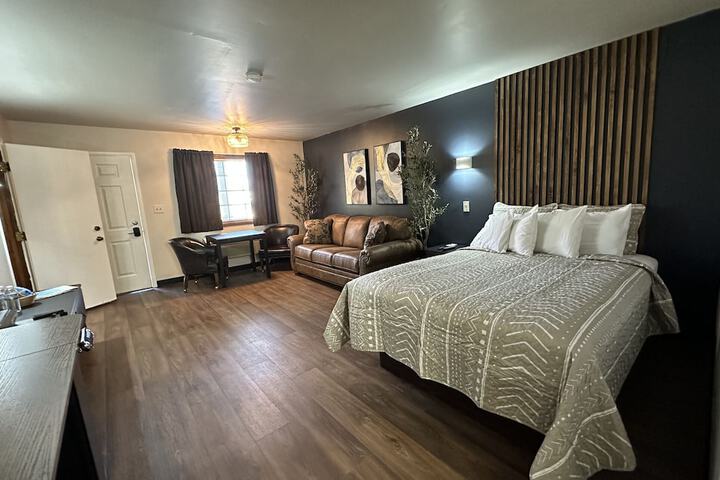 Hotel Interior 20 of 40