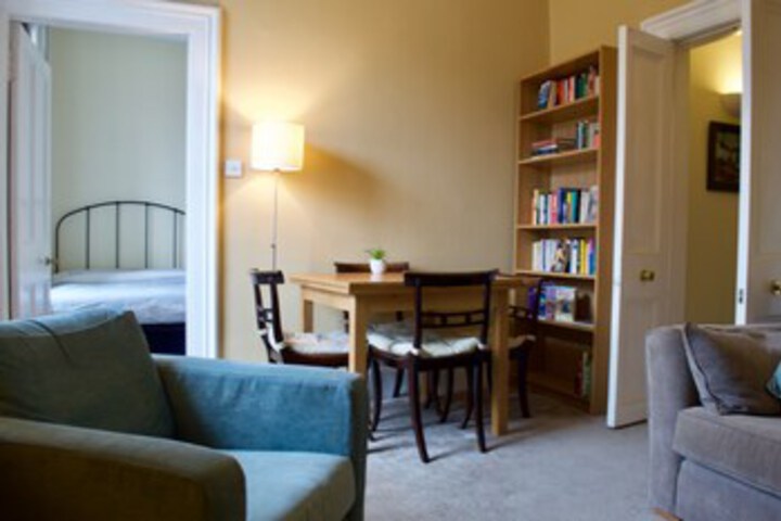 Room 9 of 24