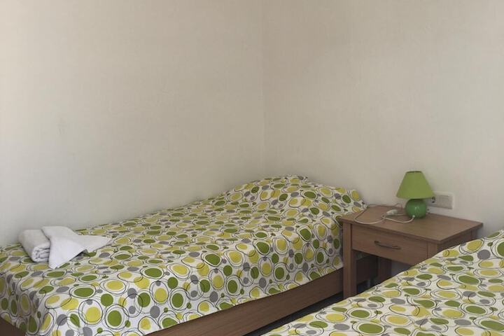 Room 11 of 67