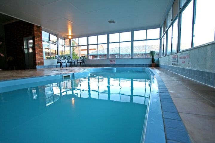 Pool 62 of 74