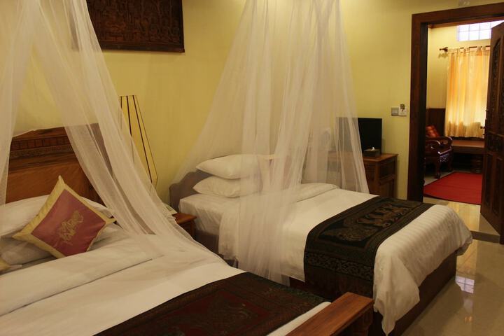 Room 6 of 71