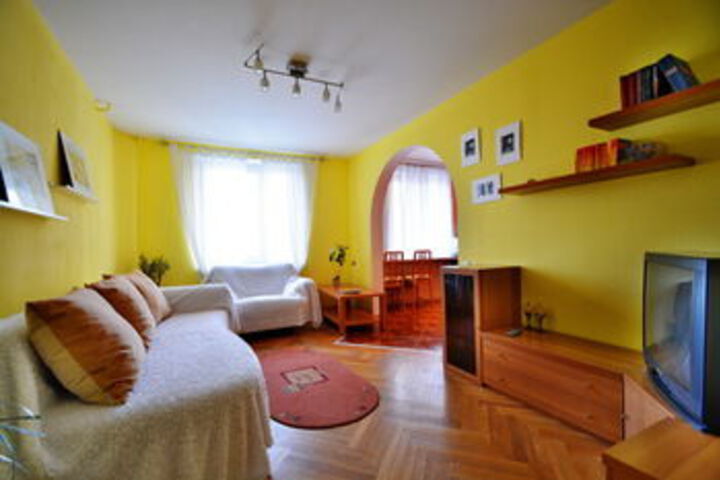 Room 169 of 203