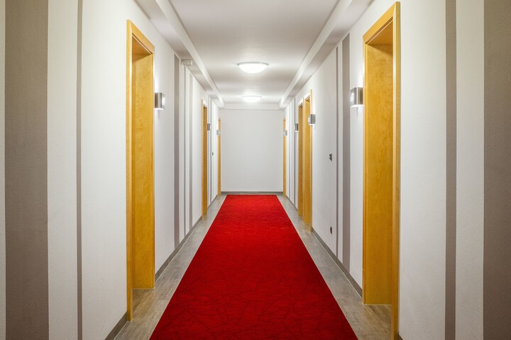 Ballroom/Hall 29 of 36