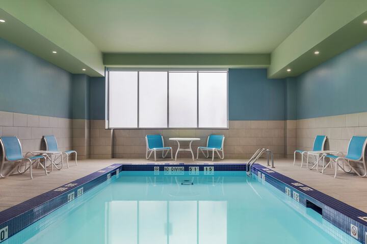 Hotel Pool