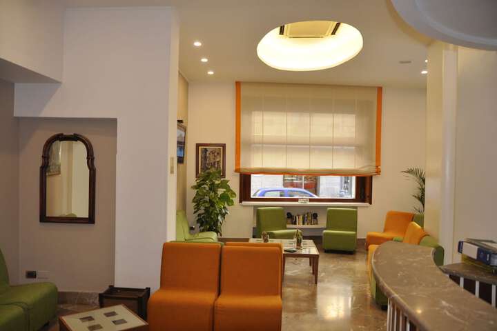Entrance & Lobby
