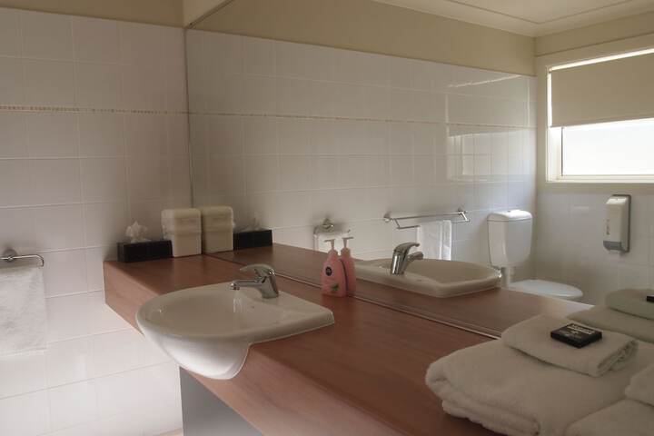 Room 18 of 39