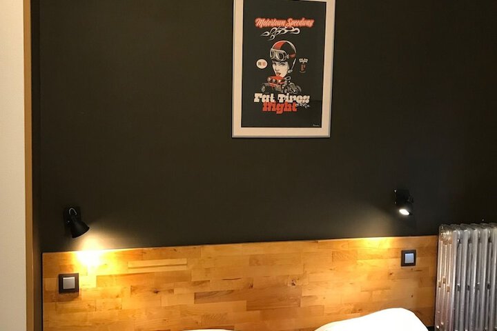 Room 8 of 22