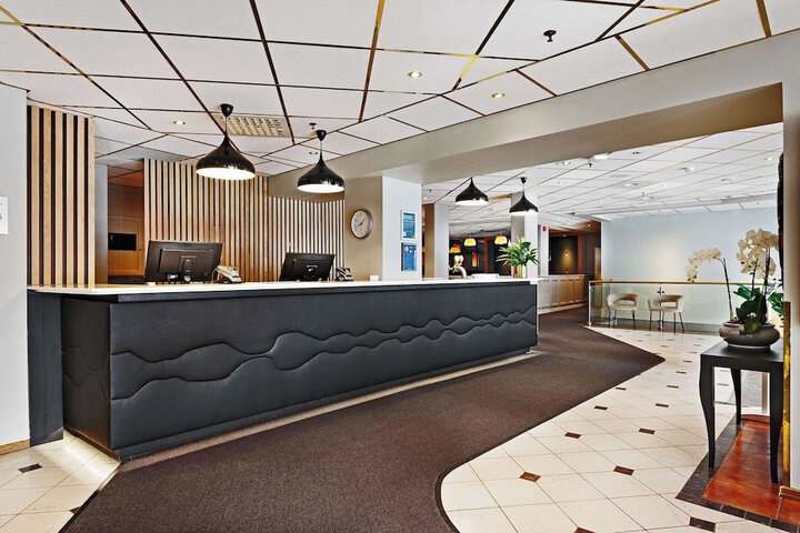 Hotel Lobby