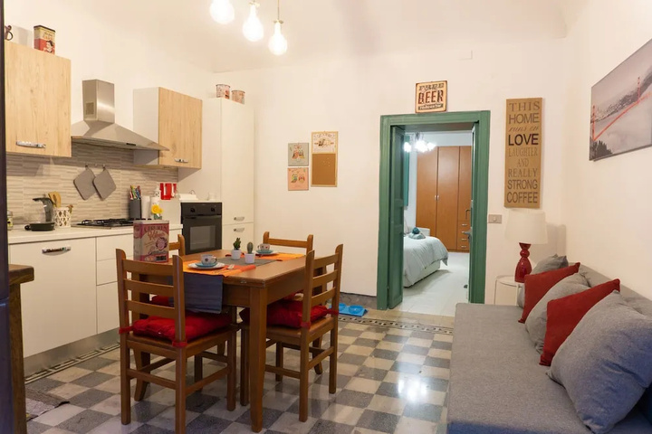 Room 15 of 22