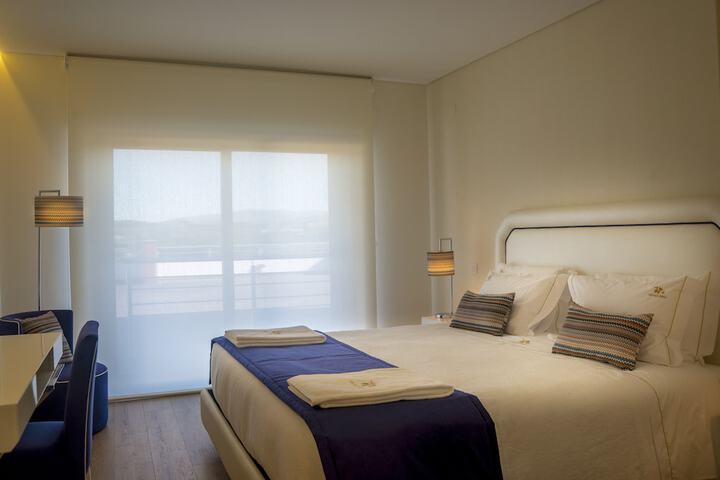 Room 5 of 40