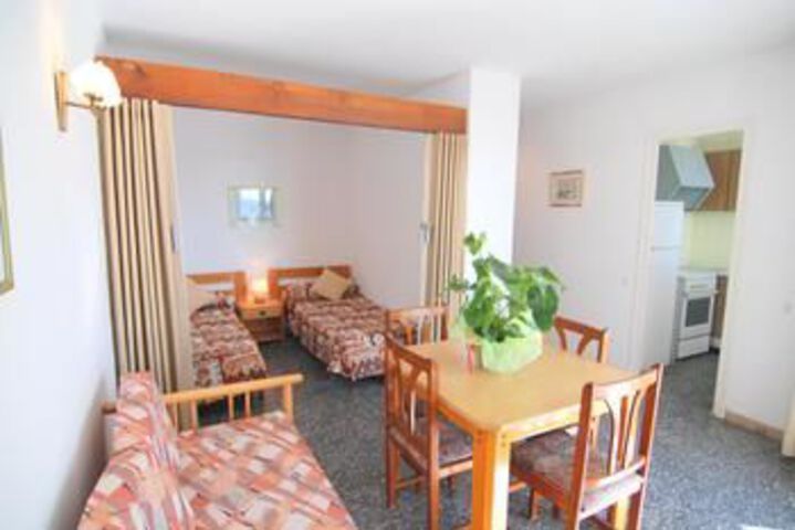 Room 16 of 39