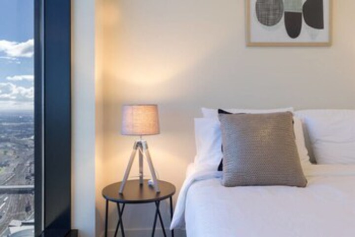 Room 3 of 12