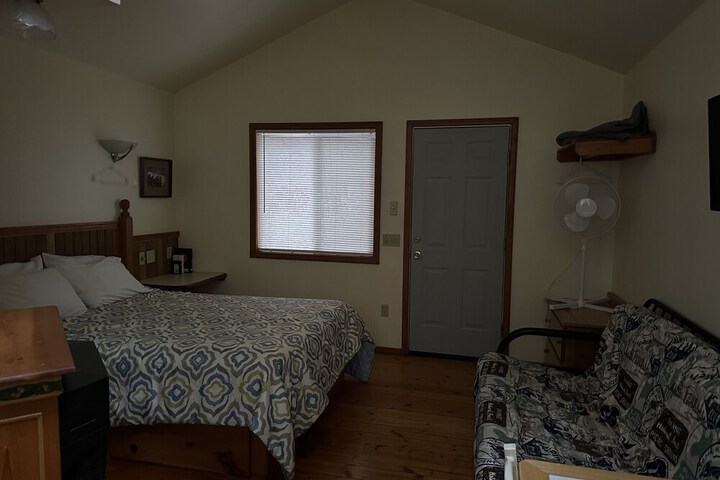 Room 44 of 83