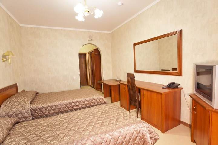 Room 11 of 31