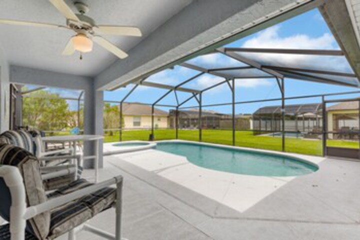 Pool 8 of 21