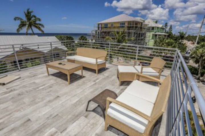 4230 Estero BLVD