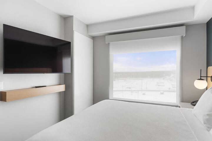 Room 58 of 103