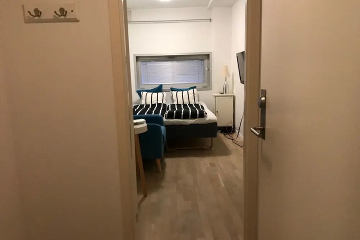 Room 3 of 11