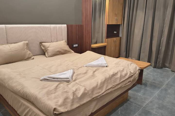 Room 16 of 72