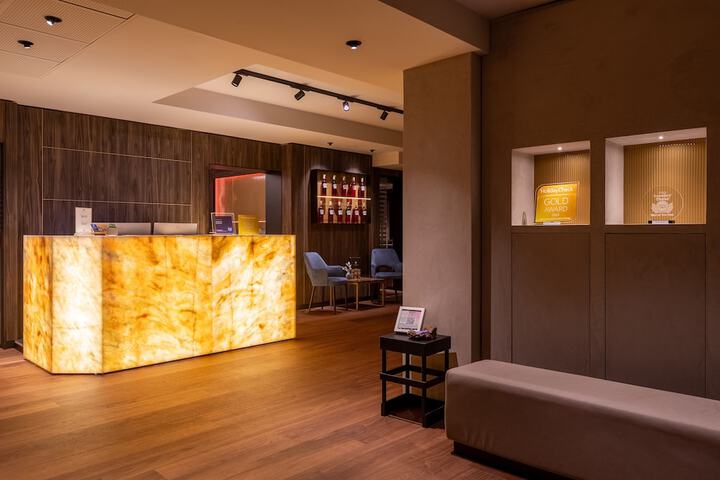 Hotel Interior 2 of 93