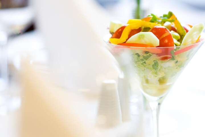 Dining 40 of 55
