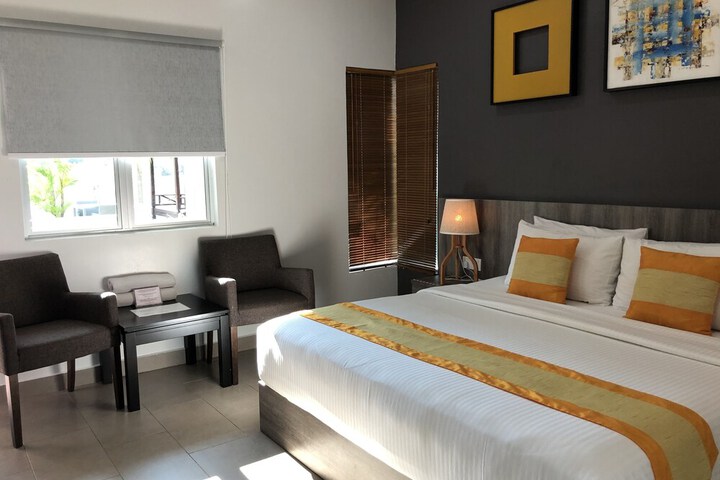 Room 14 of 39