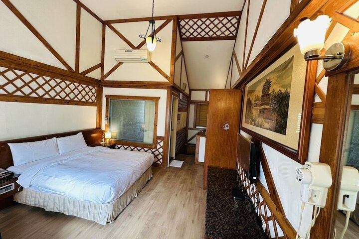 Room 13 of 59