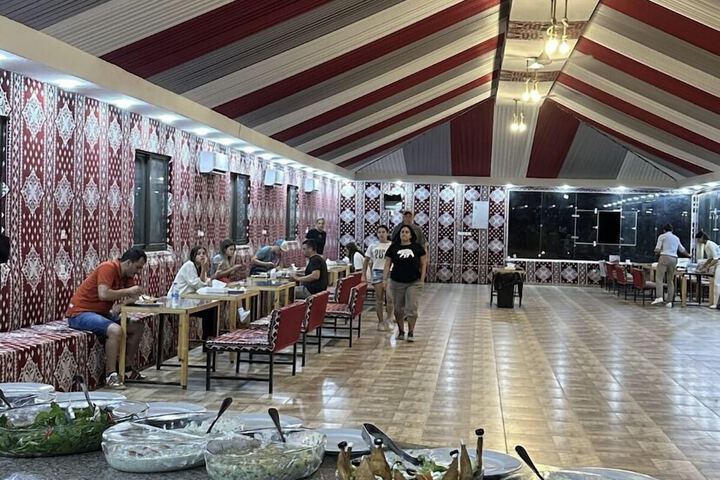 Dining 89 of 122