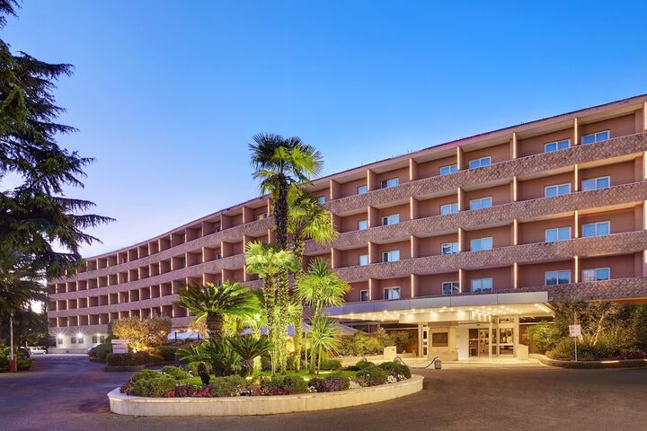 Hotel 120 of 124