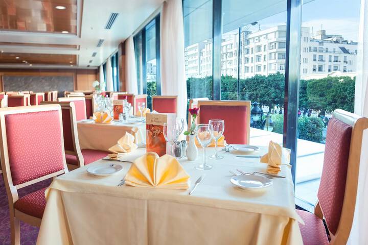 Dining Photos