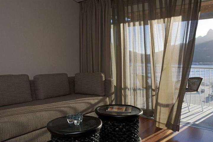 Chapmans Peak Hotel 13