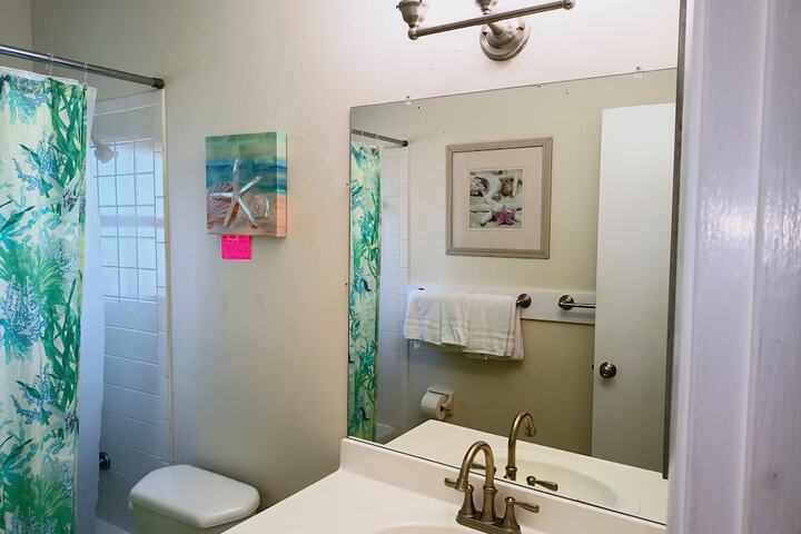 Room 12 of 51