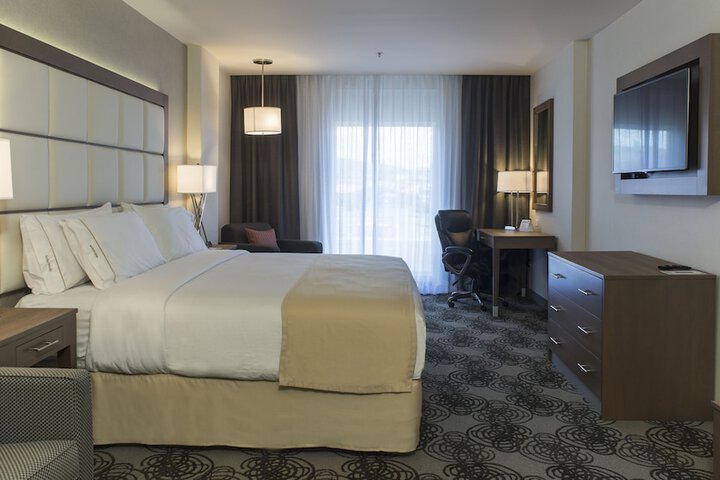 Room 8 of 57